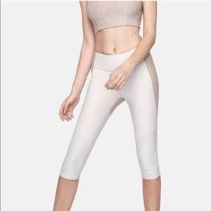 OV textured compression warmup legging